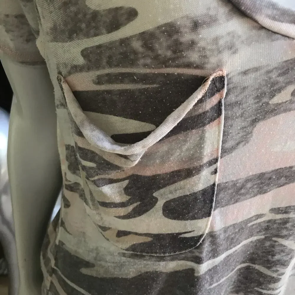 Z Supply Camo Burnout Sheer Short Sleeve Tunic Shirt with Pocket Women's Size M - Picture 4 of 8